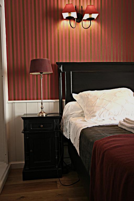 Parisinteriorsrentals - Beautiful Le Marais Notre Dame Appartement מראה חיצוני תמונה